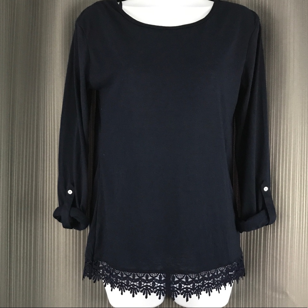 ⭐️NWT Atmosphere navy crochet hem long sleeve